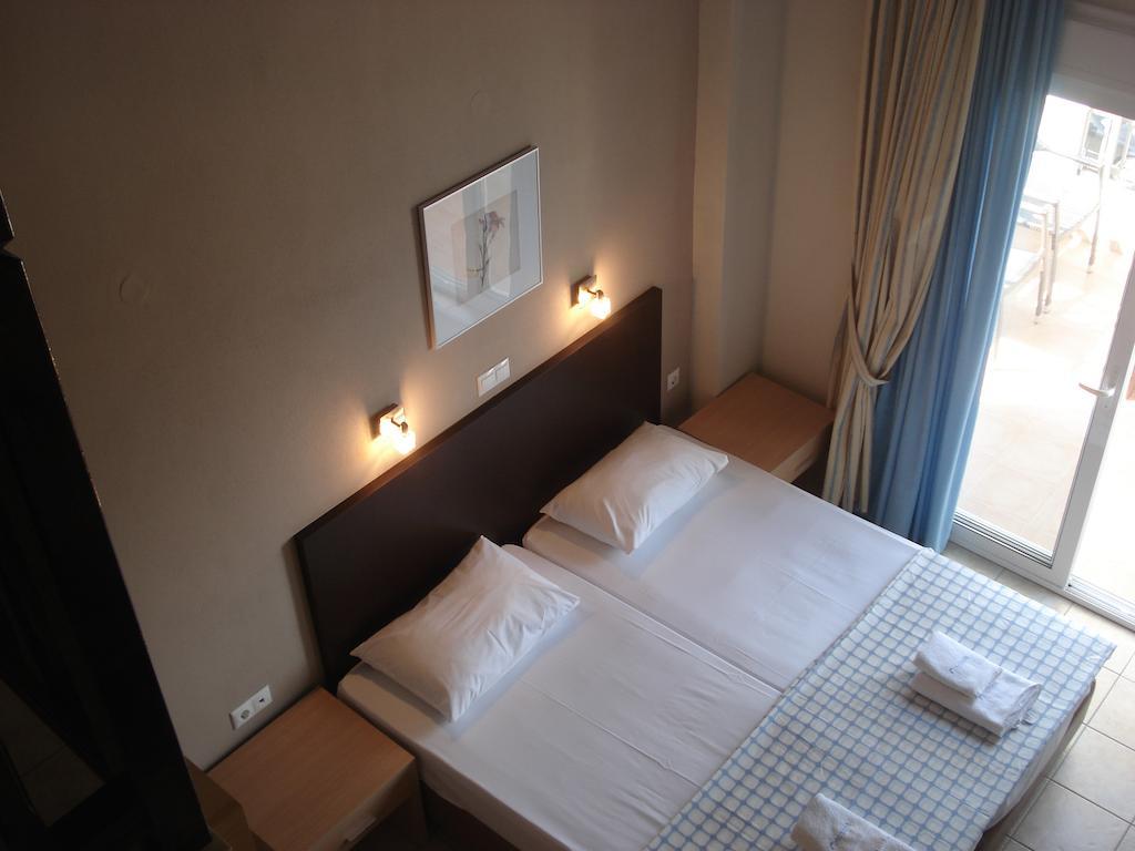 Thalassorama Studios Skala Marion Room photo